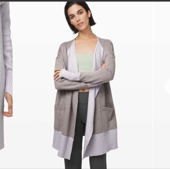 Lululemon Reversible Still Lotus Wrap size Small - Picture 4 of 10
